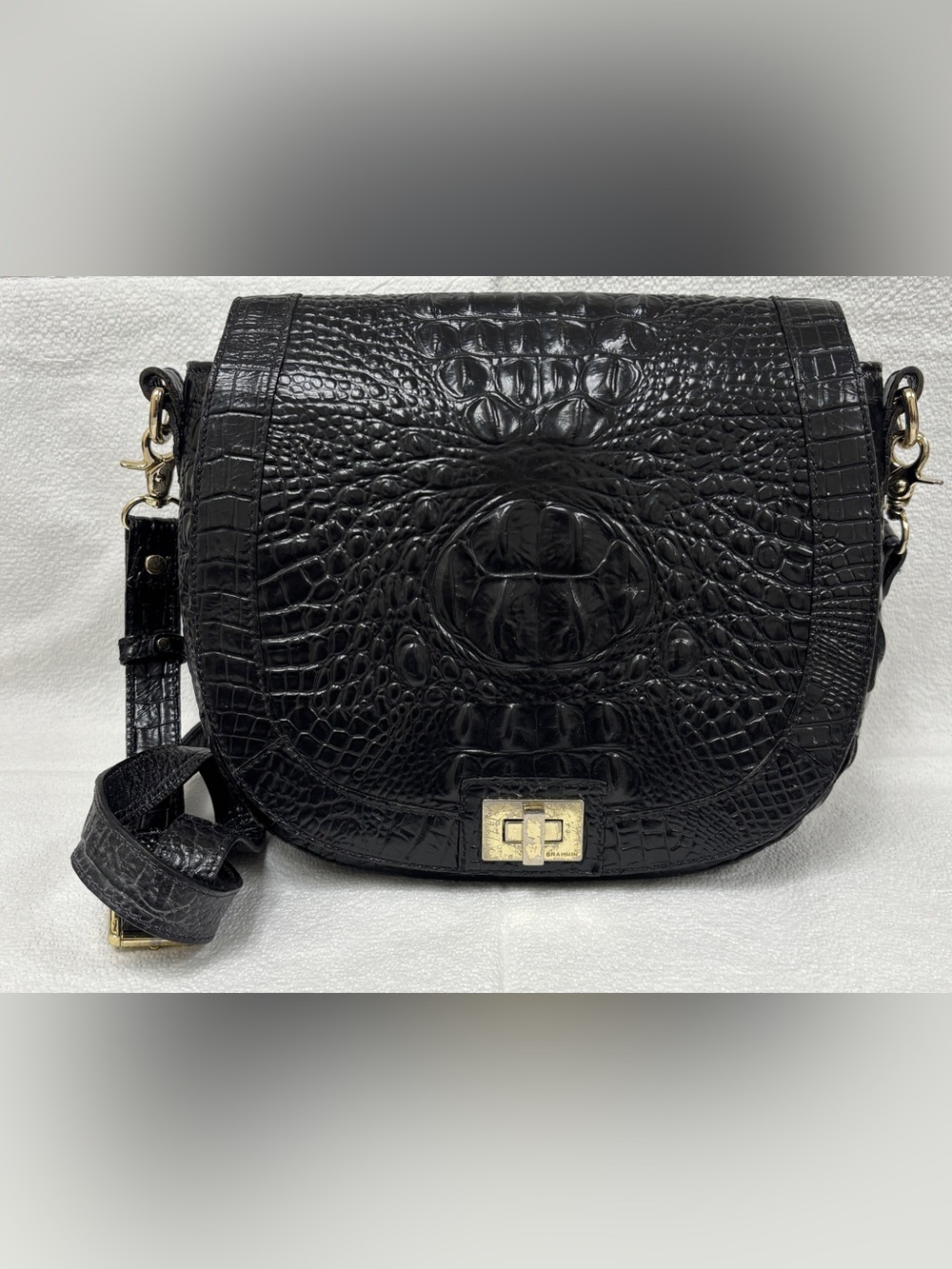 Vintage Brahmin Black Croc-Embossed Leather Crossbody with Gold-Tone Hardware